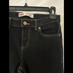 Woman’s Jeans Lots Of Woman’s Designer Jeans